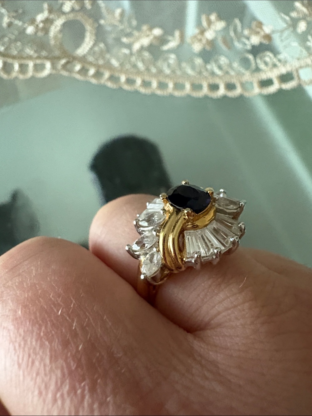 Vintage Sapphire   Ring - Picture 6 of 9